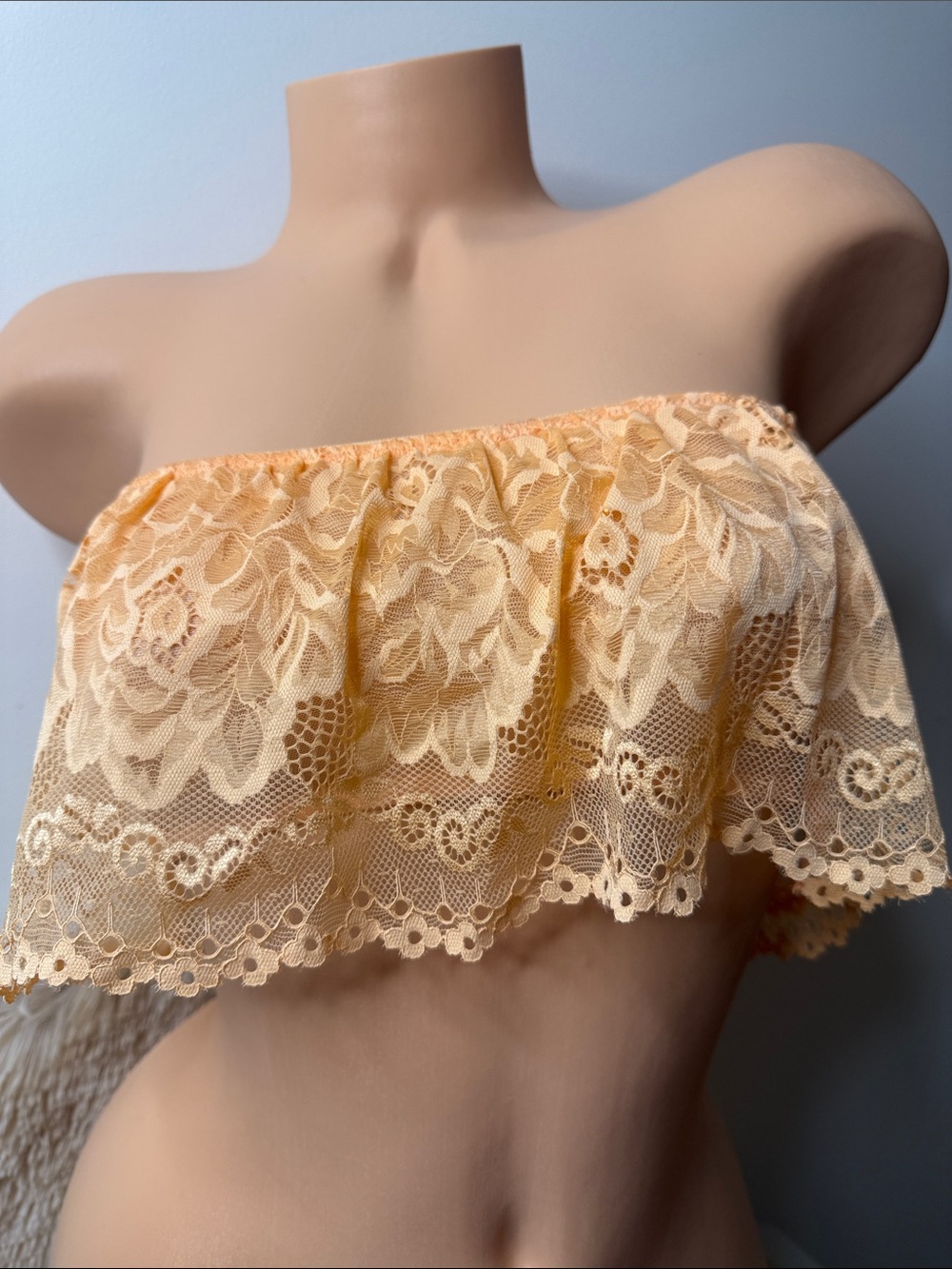 NWT Fashion Forms Peach Lace Strapless Bandeau